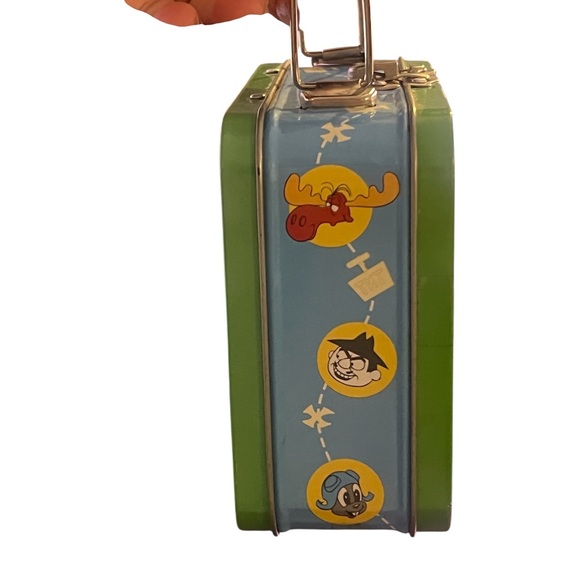 Boris and Natasha Metal Lunchbox - Picture 3 of 3